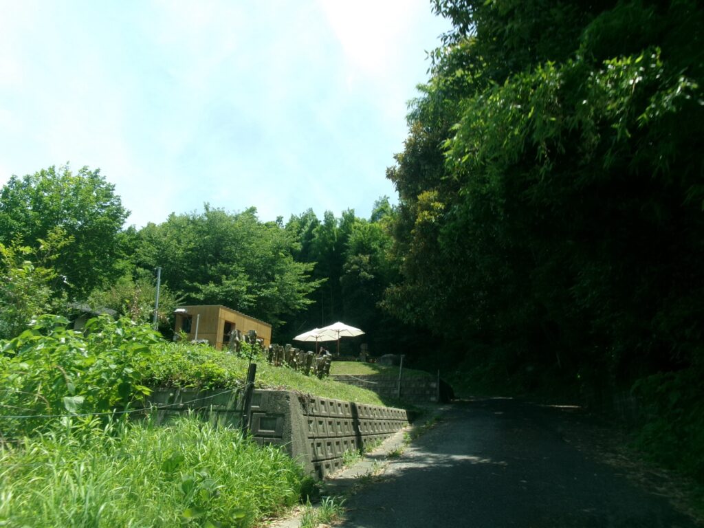 森の中にあるコーヒー屋さん