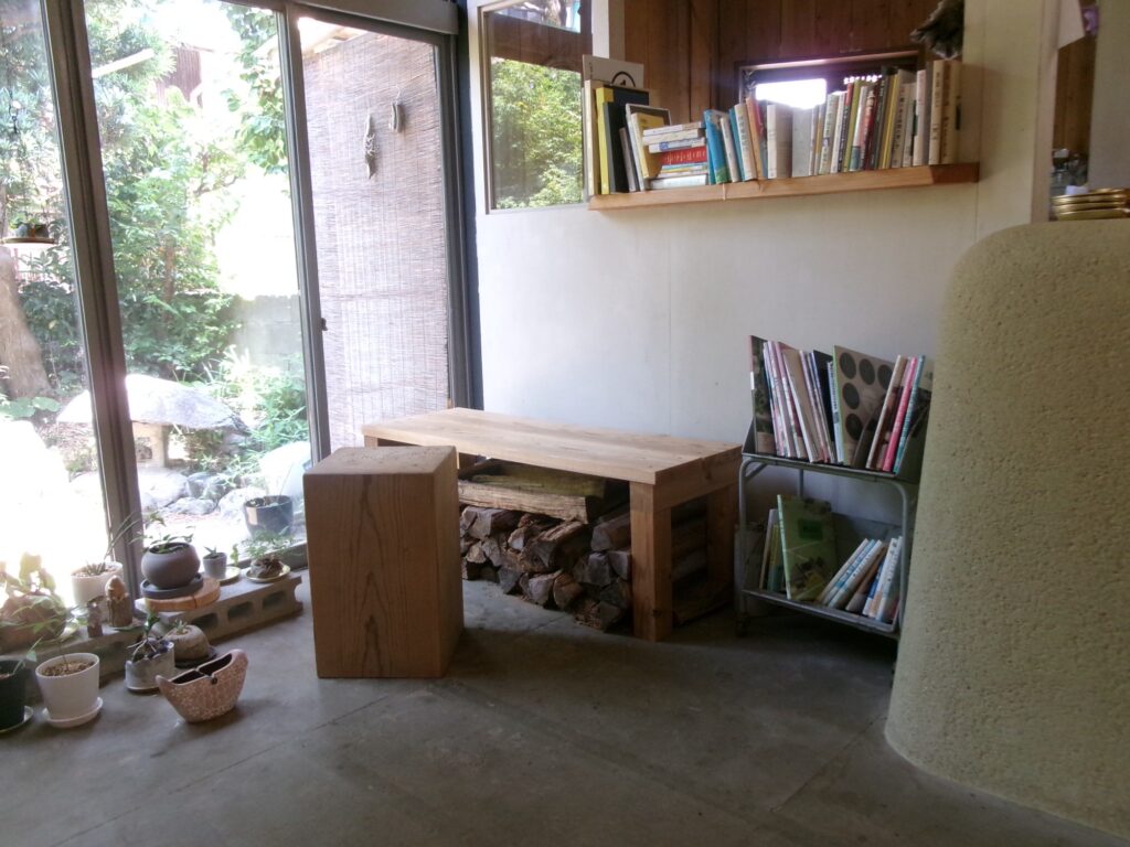 新しいカフェの開拓。