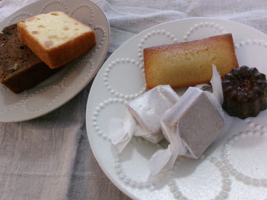 Senaka bakesさんの焼き菓子