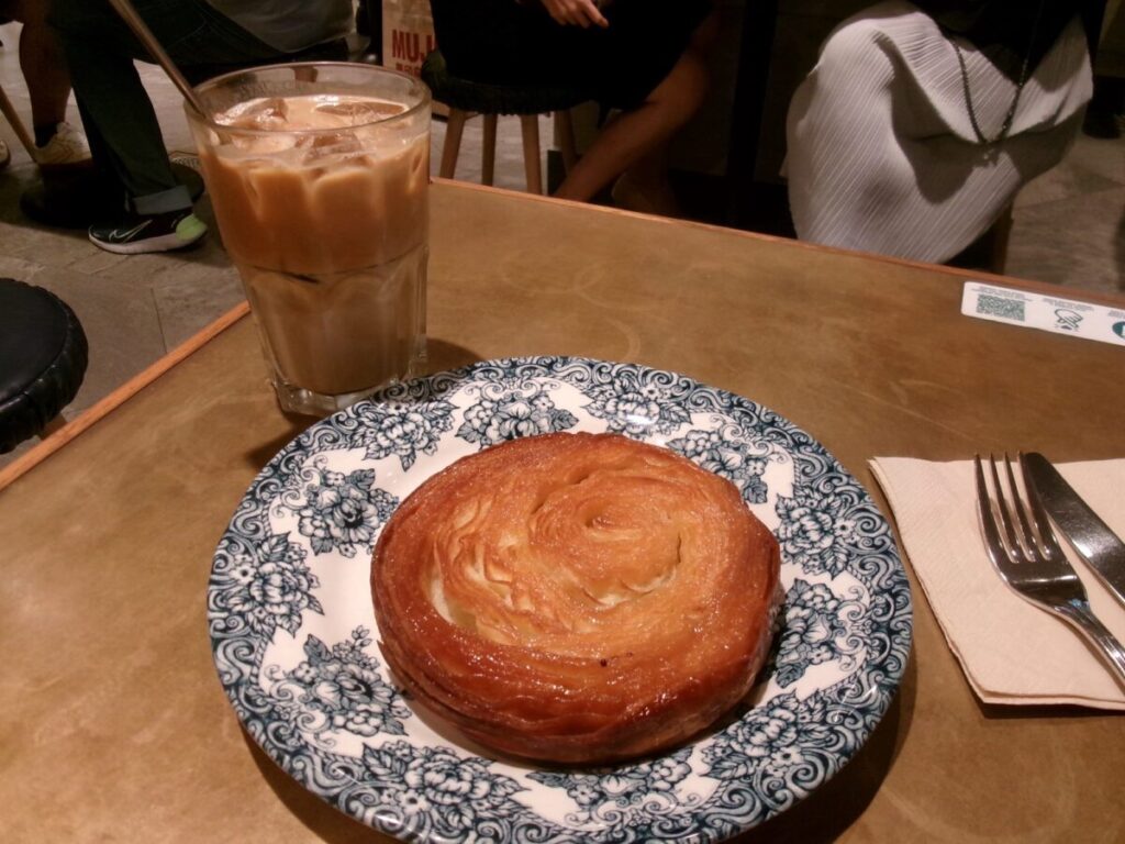 tiong bahru bakeryのクイニーアマン