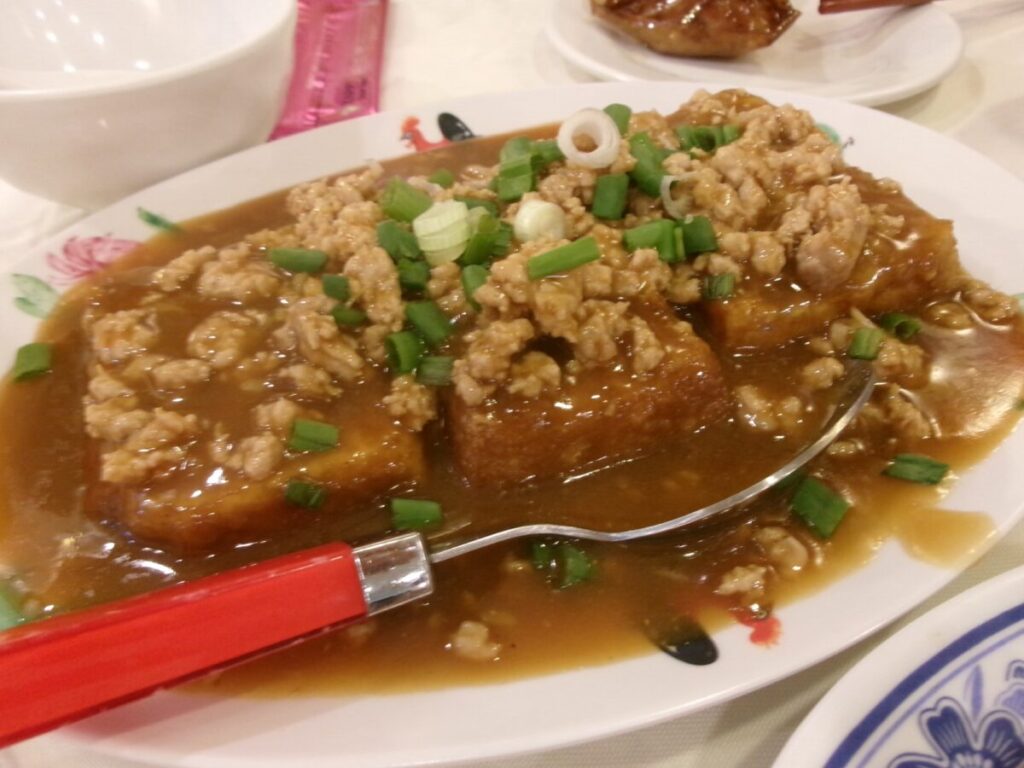 ヒルマンレストランのハッピー豆腐