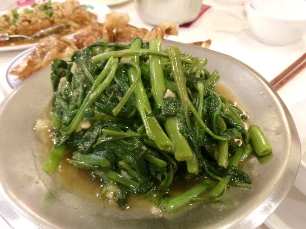 ヒルマンレストランの空芯菜のソテー