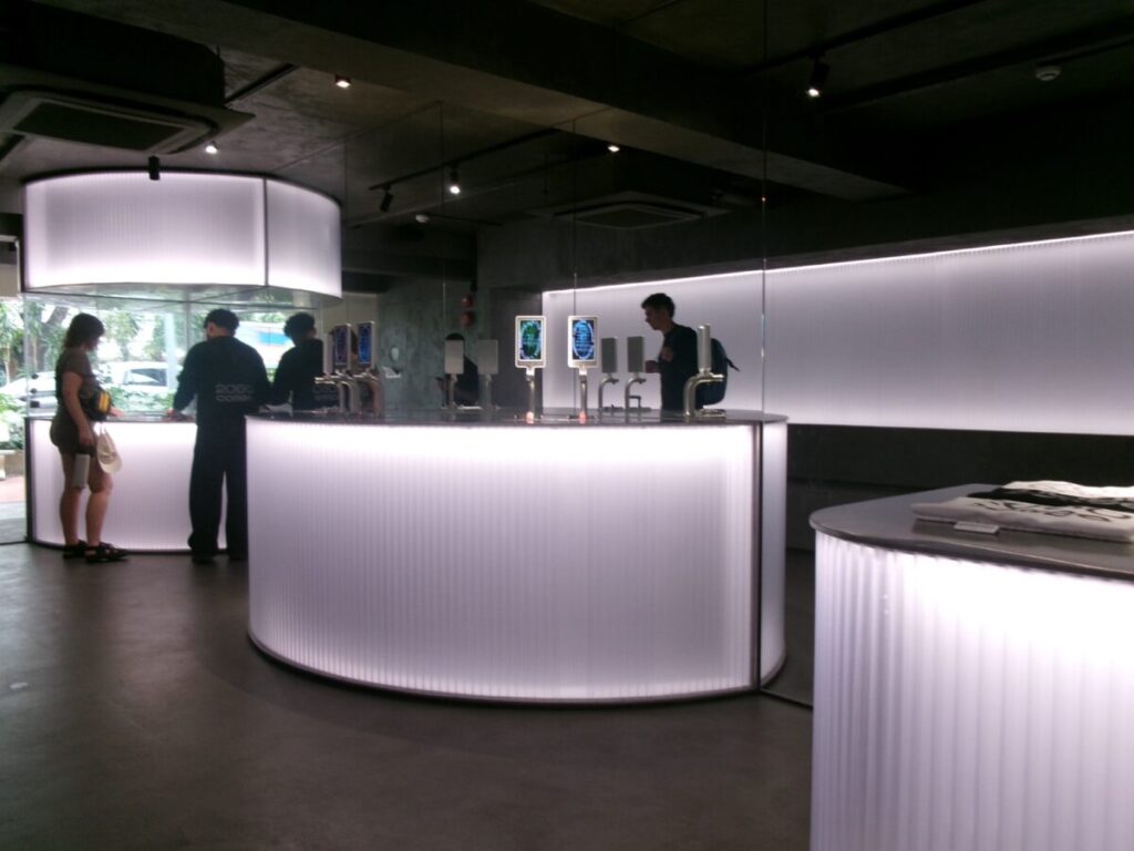 2050 Coffeeのコールドブリューコーヒーサーバー