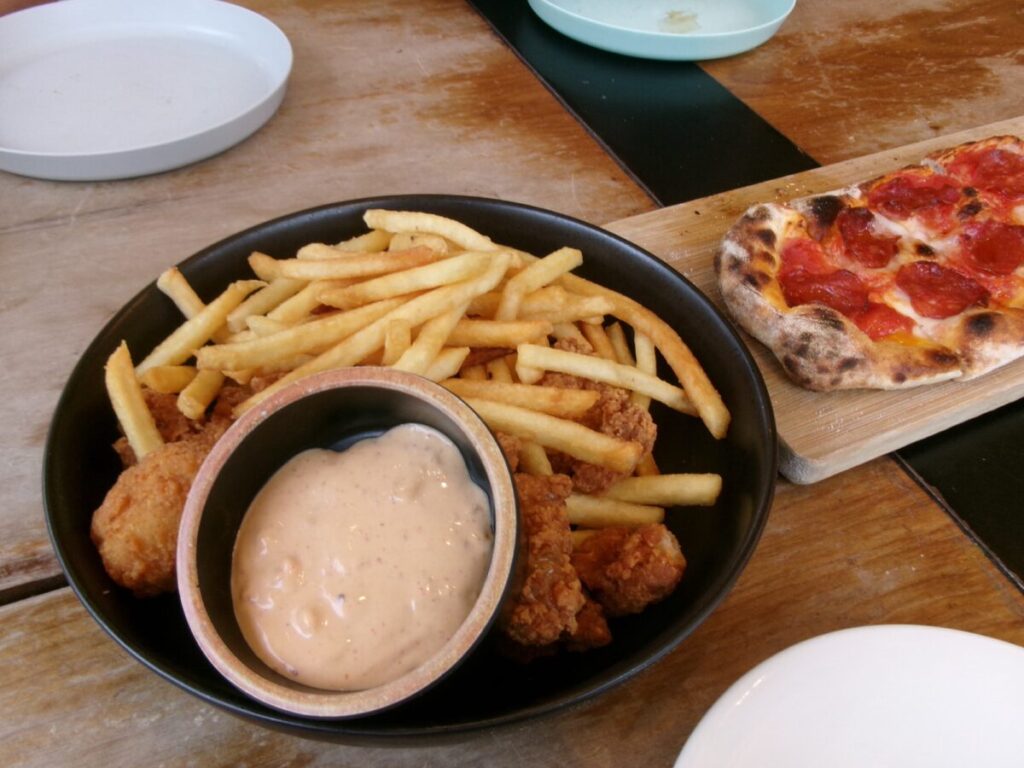 Baker&Cookのポテトとチキン