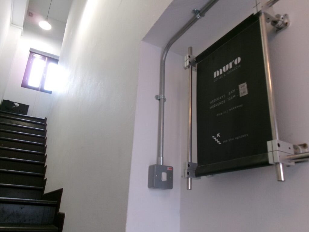 muro coffeeの看板