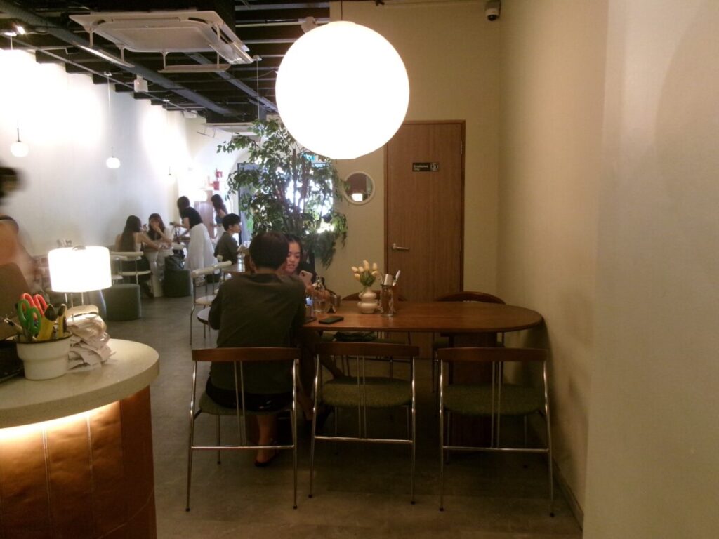 September coffeeのおしゃれな内装