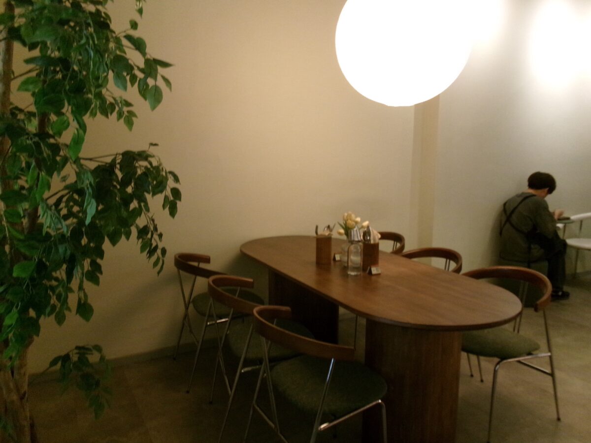 september coffeeの店内