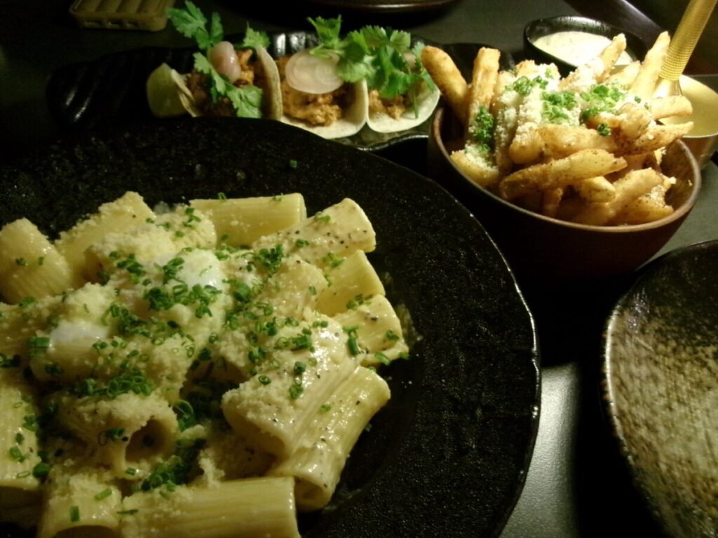 Cavern Restaurantのメニュー