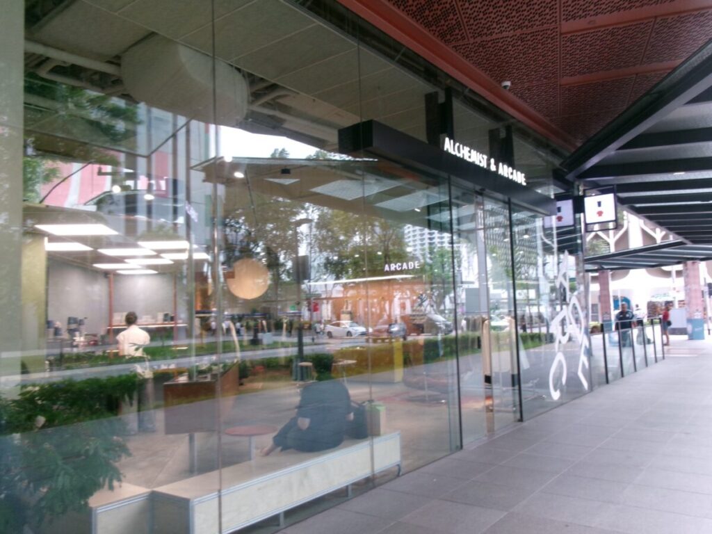 alchemistのカフェの外観