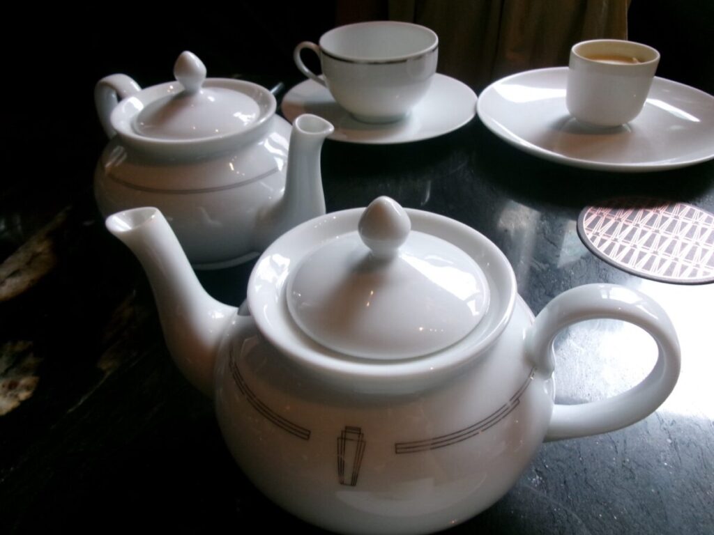 Atlasのアフタヌーンティーの紅茶