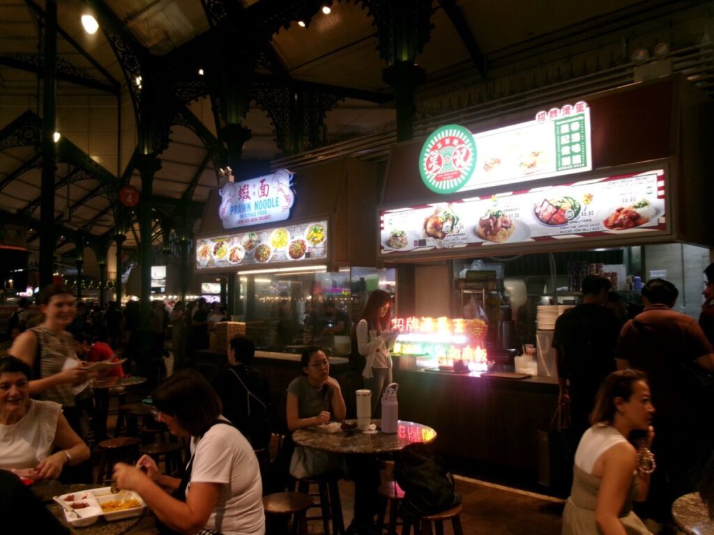 ラオパサのホッケンミーのお店の看板