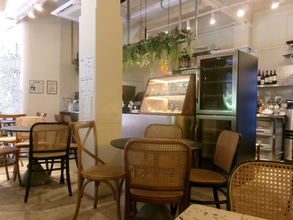 little rogue coffeeの店内