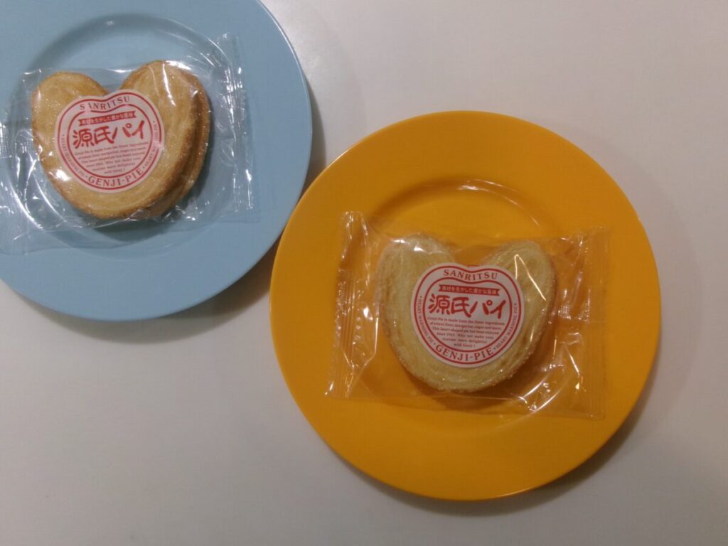 おやつとホーカー皿