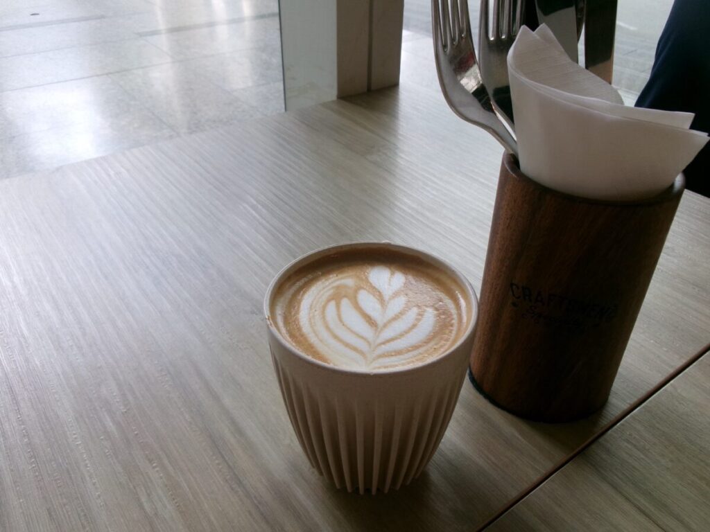 Craftsmen Coffeeのラテ