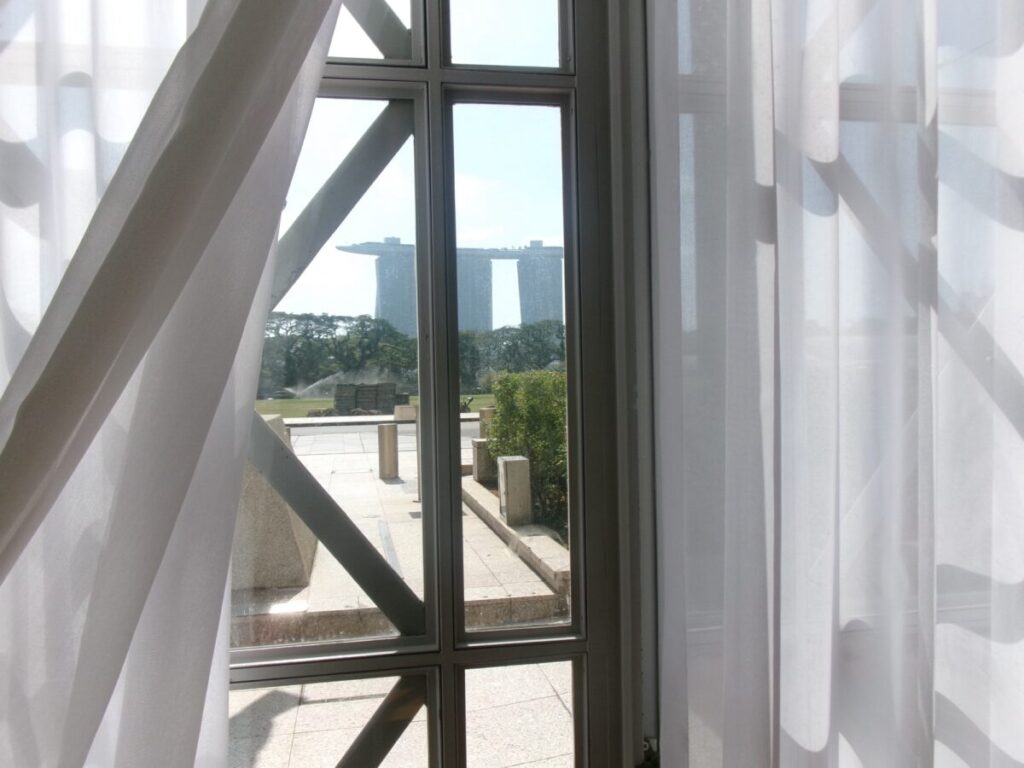 マリーナベイサンズが見えるカフェの特等席からの景色