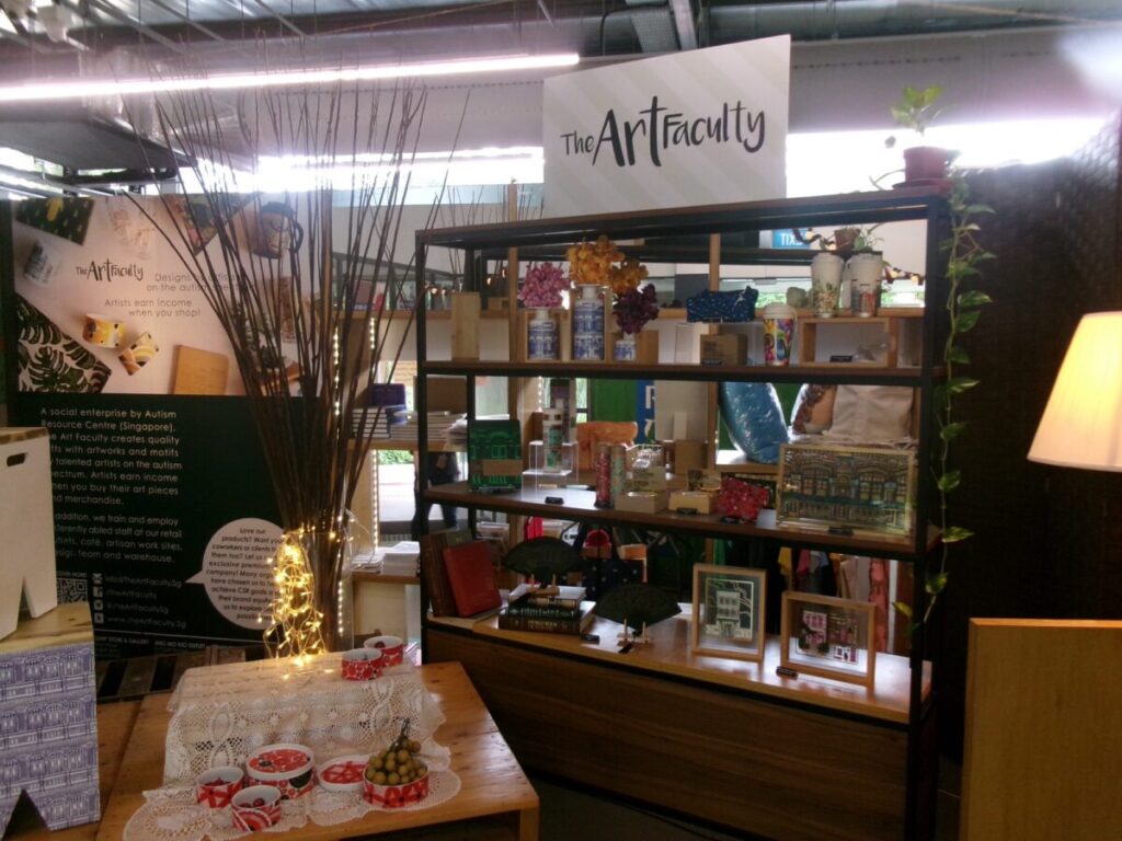 Enabling VillageのThe Art Facultyの店内