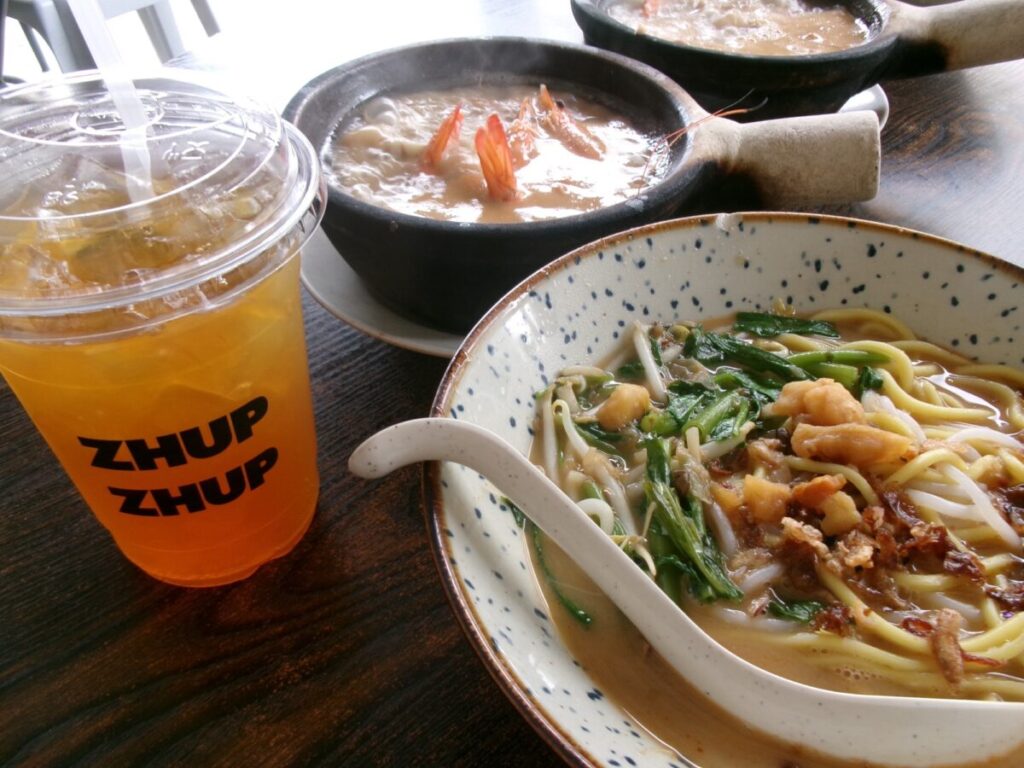 zhup zhupのプラウンヌードル