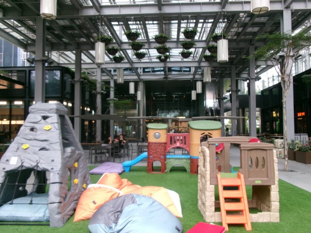 Guoco Midtownのプレグラの全体像