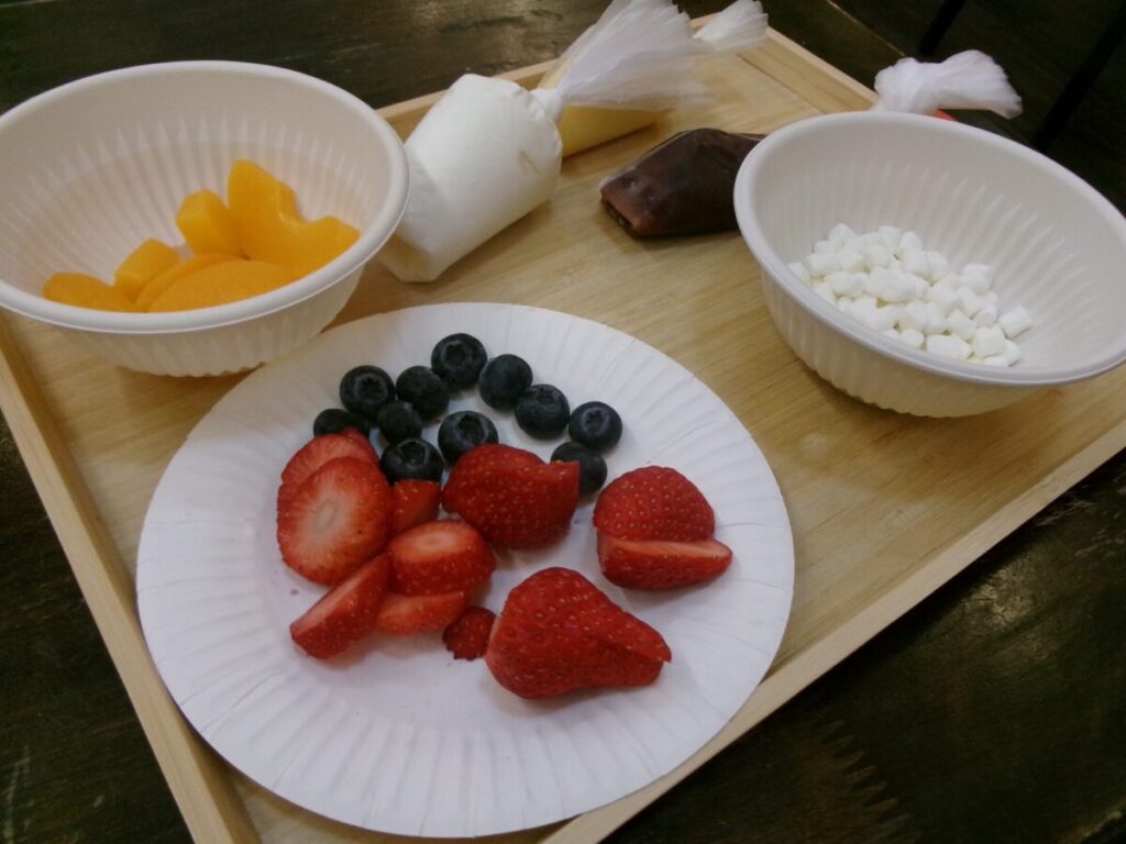 シャトレーゼのデコレーションの材料