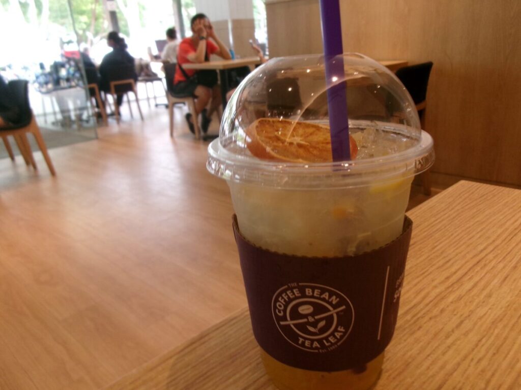Coffee beanのYUZU SENCHAドリンク