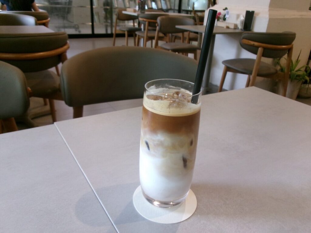 Maison Gardenのアイスラテ