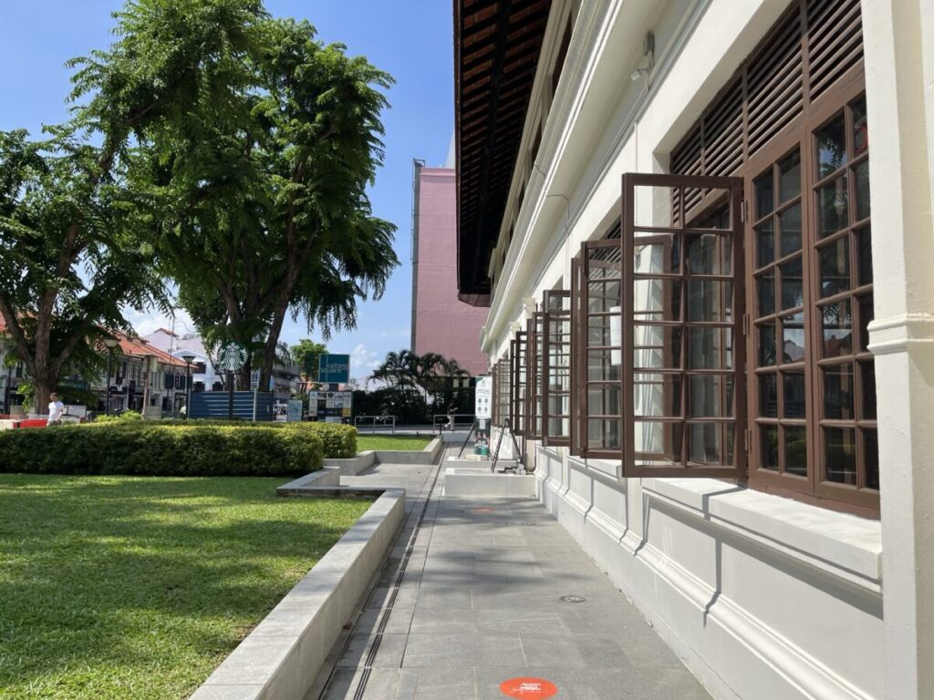 Starbucks Katong Squareの外観