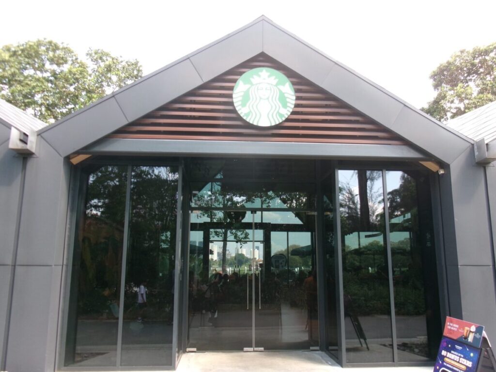 Starbucks Jurong Lake Gardens（Lakeside）の外観