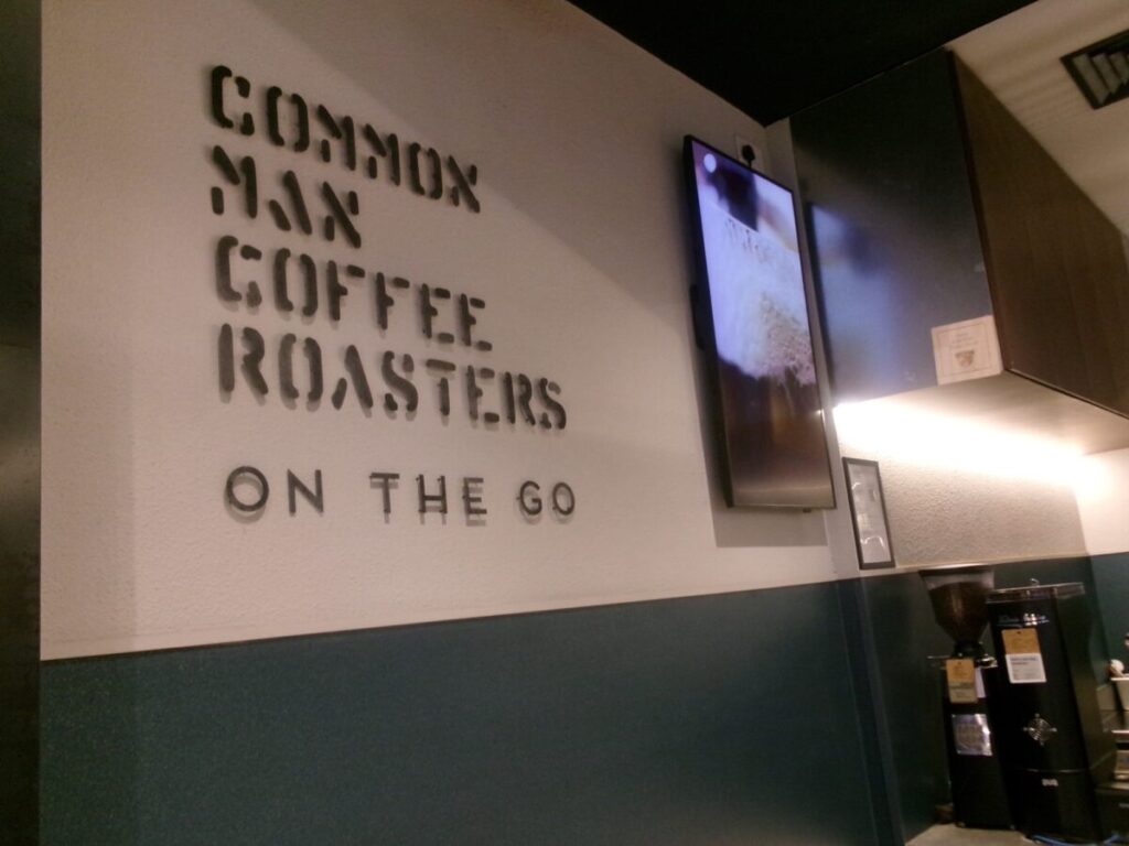 ION OrchardのCommon Man Coffee Roasters
