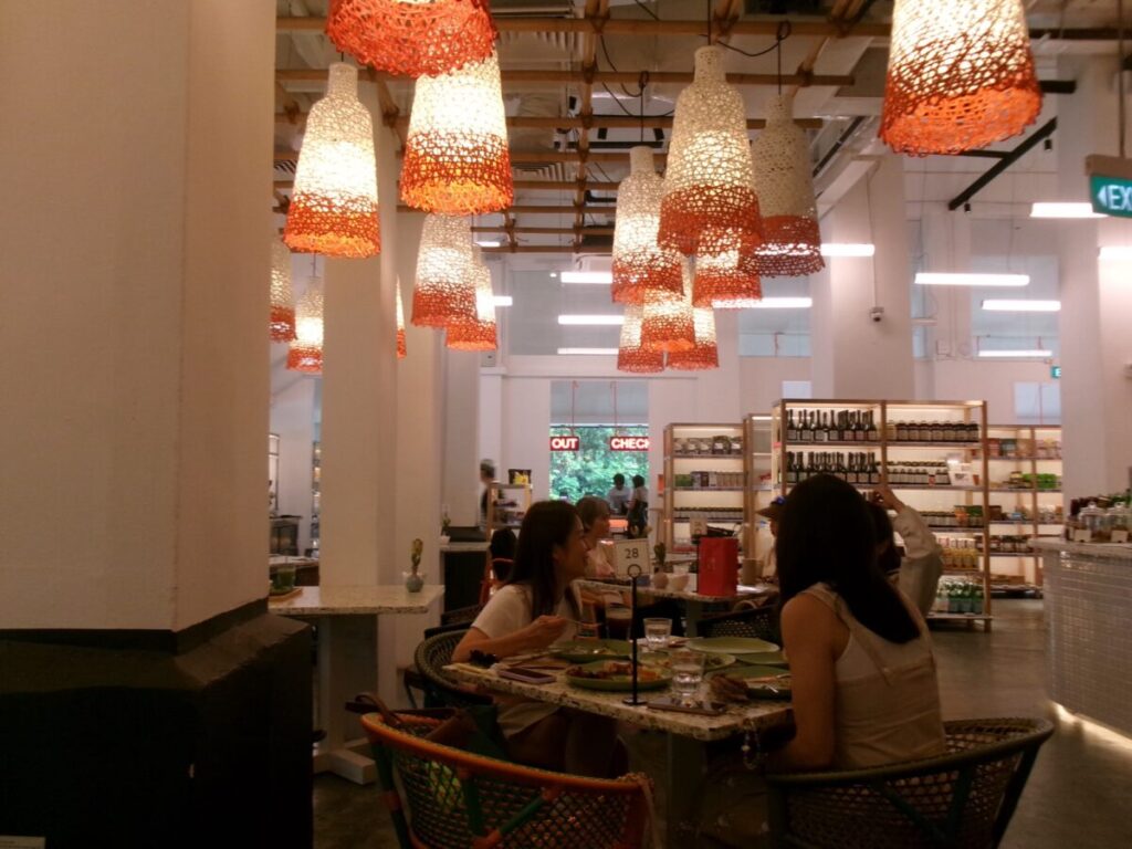 COMO Shambhala Kitchenの内装