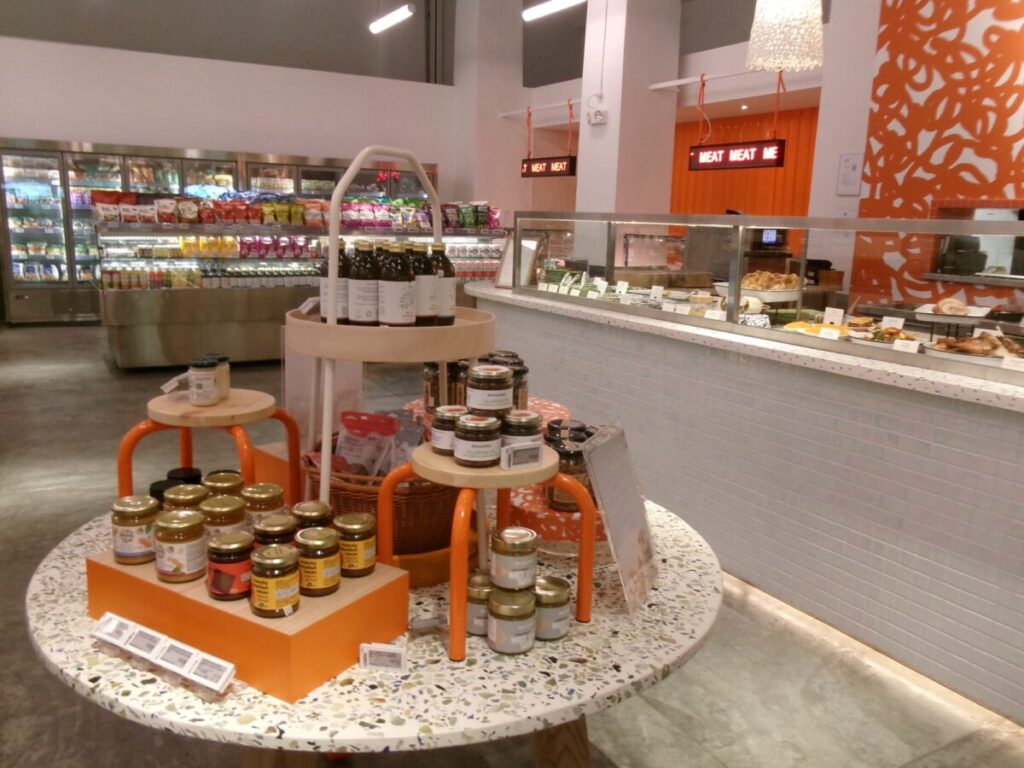 COMO Shambhala Kitchenの内装