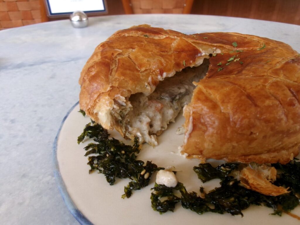 Elijah Piesのチキンと海苔のパイ